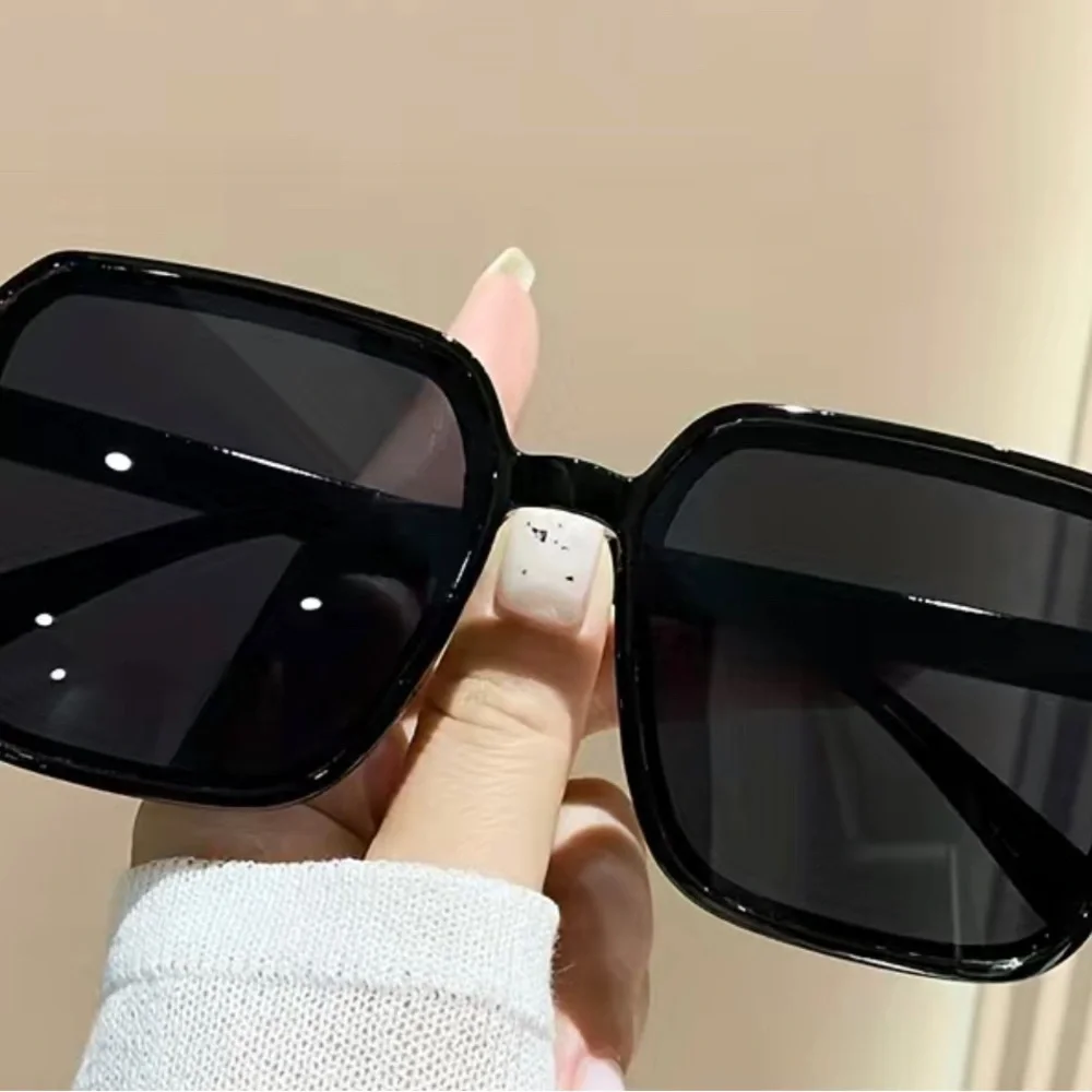 Oversized Square Fashion Sunglasses For Women Men UV400 - Picture 1 of 3
